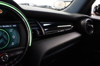 MINI Cooper SE Essential