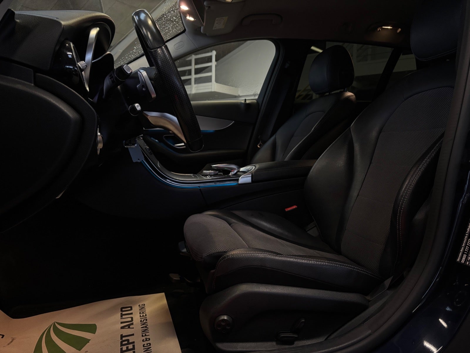 Mercedes C220 d AMG Line stc. aut.