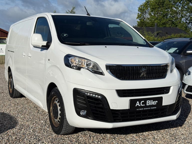 Peugeot Expert BlueHDi 120 L3 Premium Van