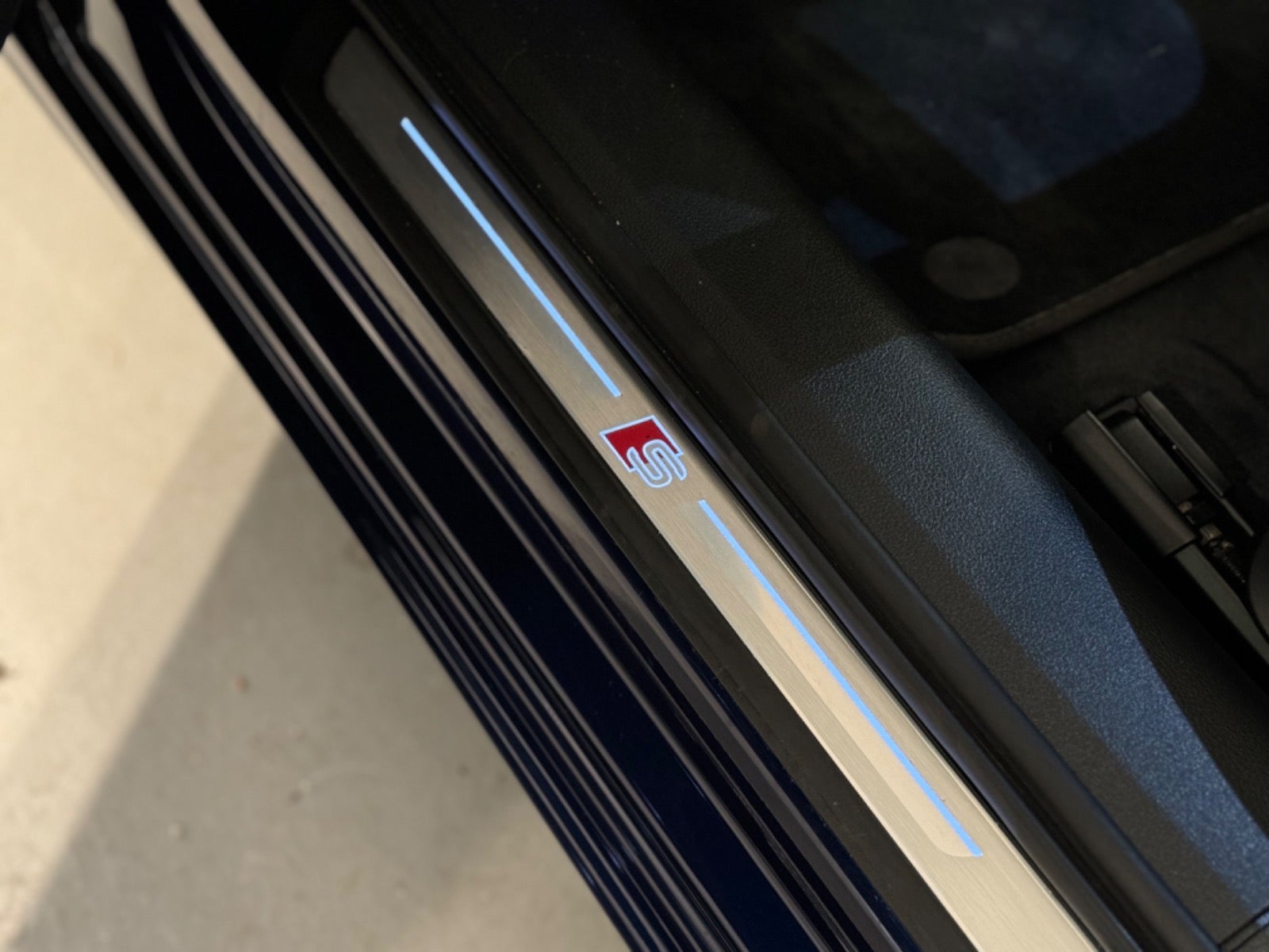 Audi – A6