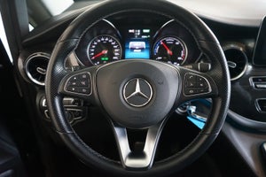 Mercedes EQV300