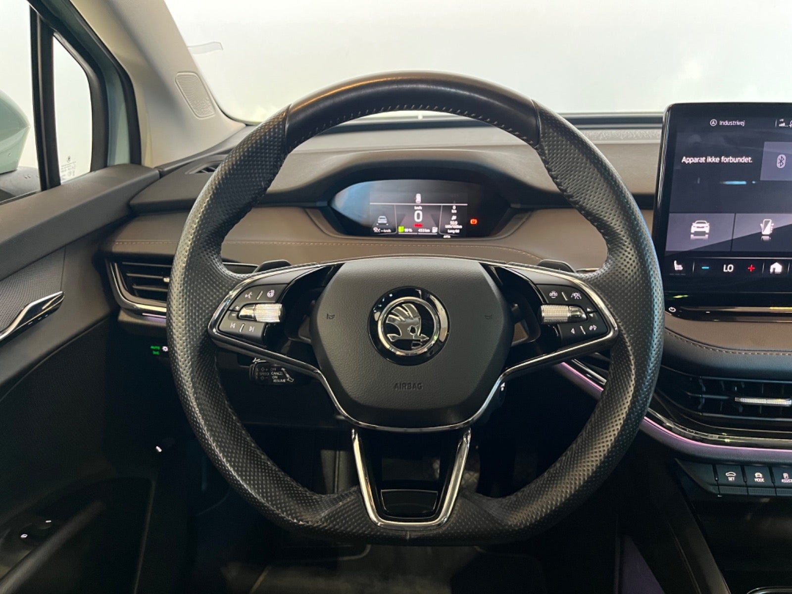 Skoda Enyaq iV Plus Suite