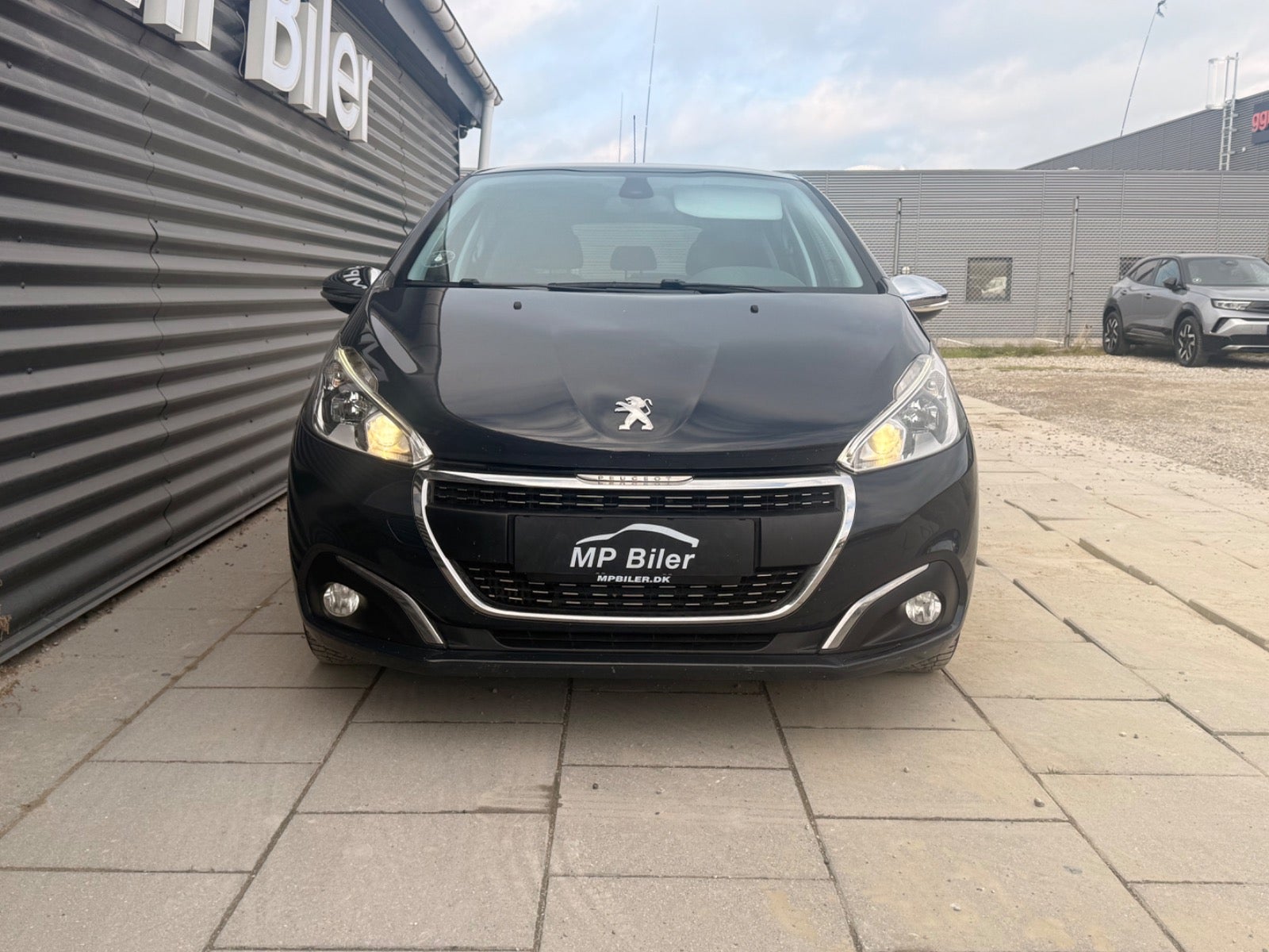 Billede af Peugeot 208 1,6 BlueHDi 100 Allure