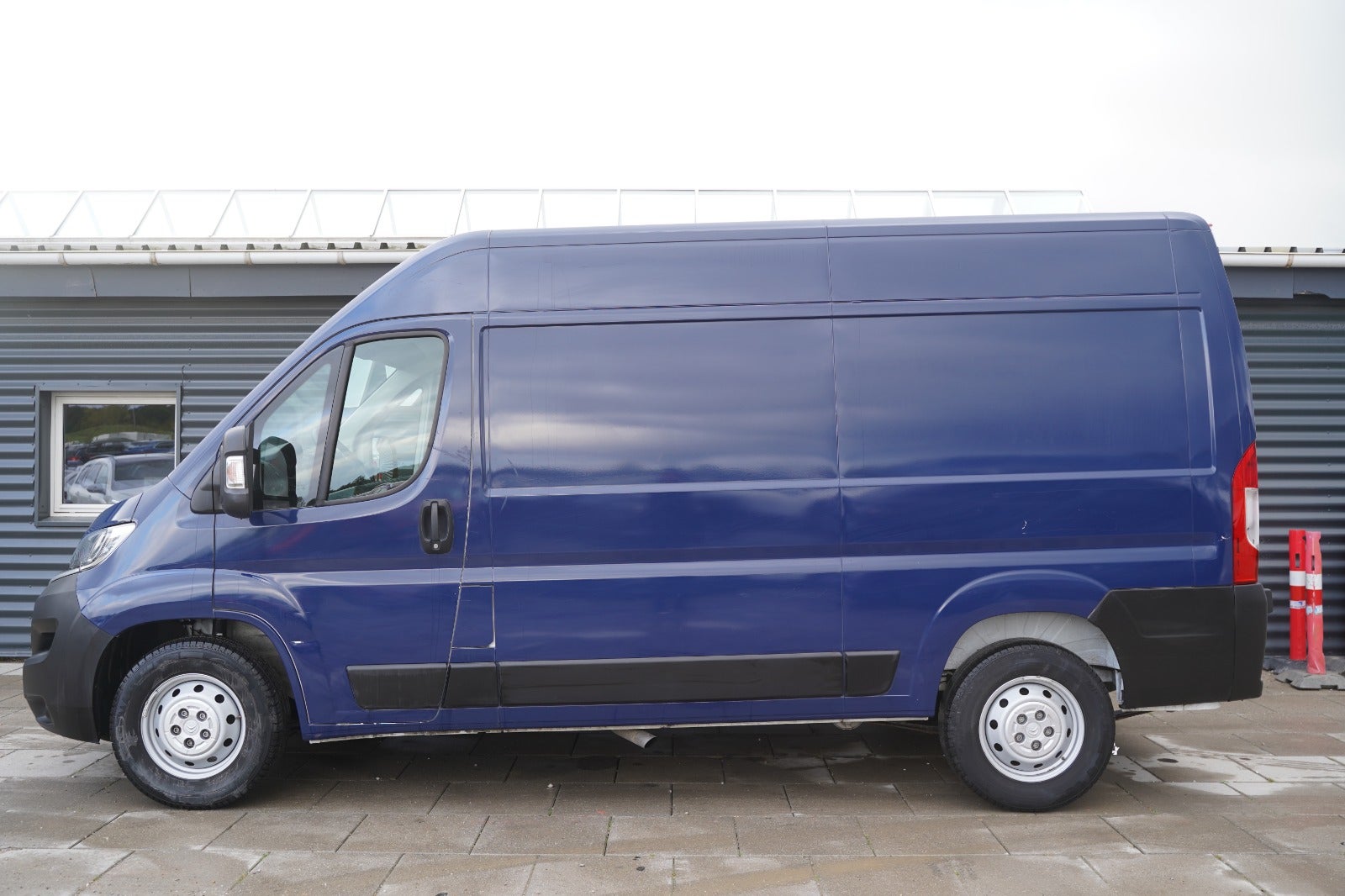 Billede af Citroën Jumper 35+ 2,2 BlueHDi 165 L2H2 FlexLine