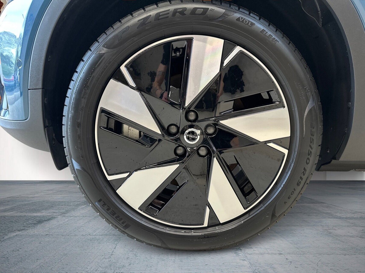 Volvo EX40 Extended Range Core billede 9