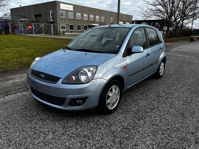 Ford Fiesta 1,4 Ambiente Benzin modelår 2006 km 179000 nysynet ABS airbag alarm centrallås startspær