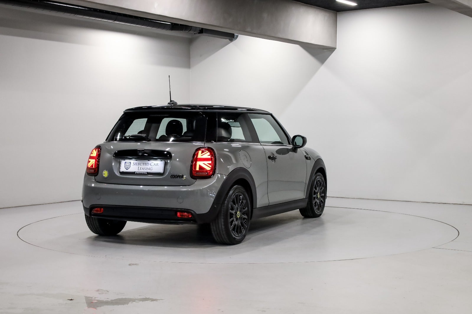 MINI Cooper SE Classic Trim