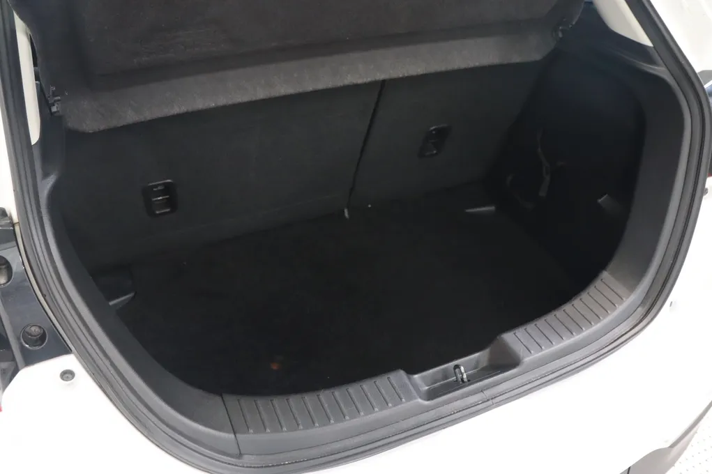 Mazda 2 SkyActiv-G 90 Niseko