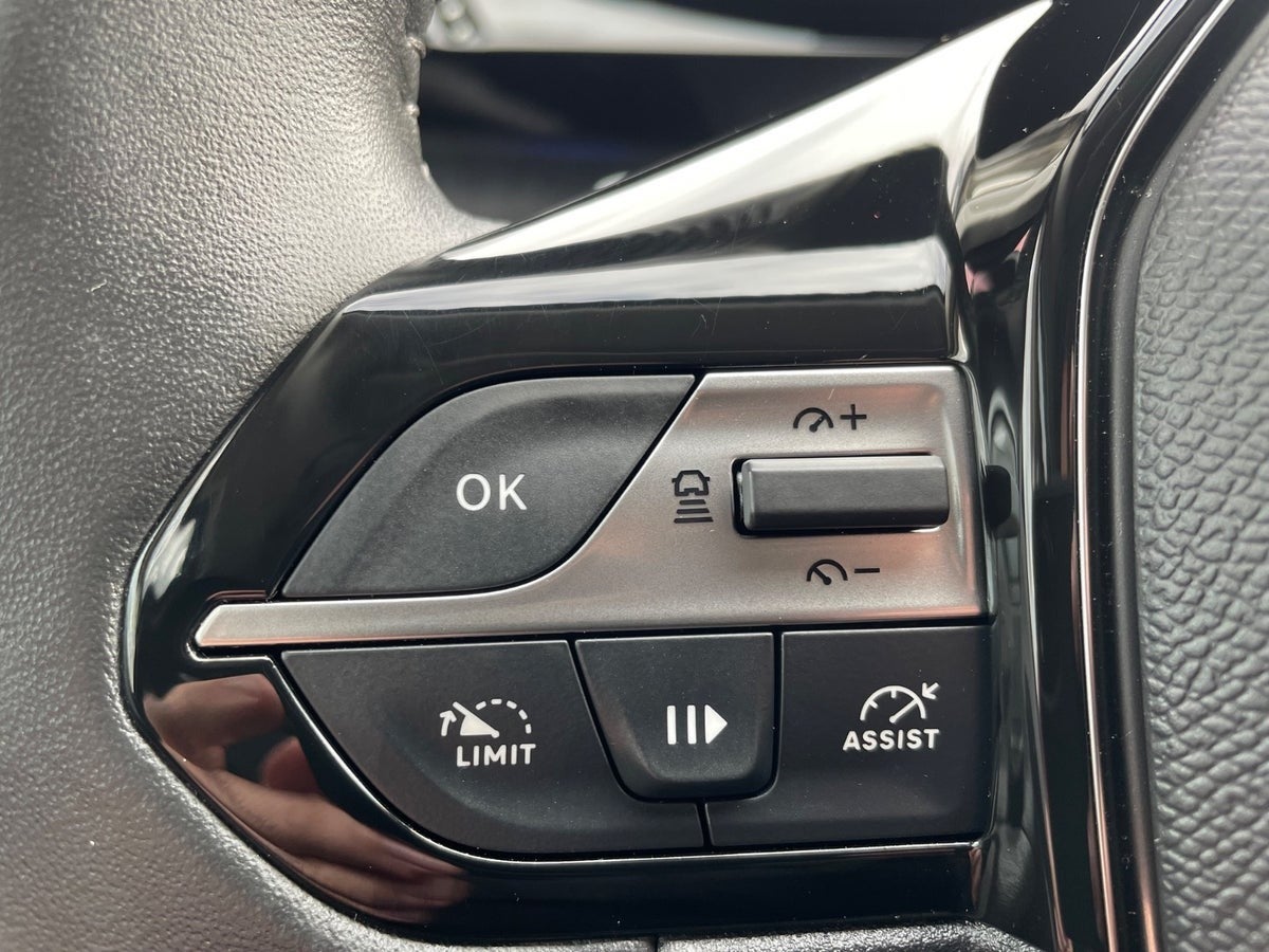 Billede af Peugeot 308 1,6 Hybrid First Selection SW EAT8