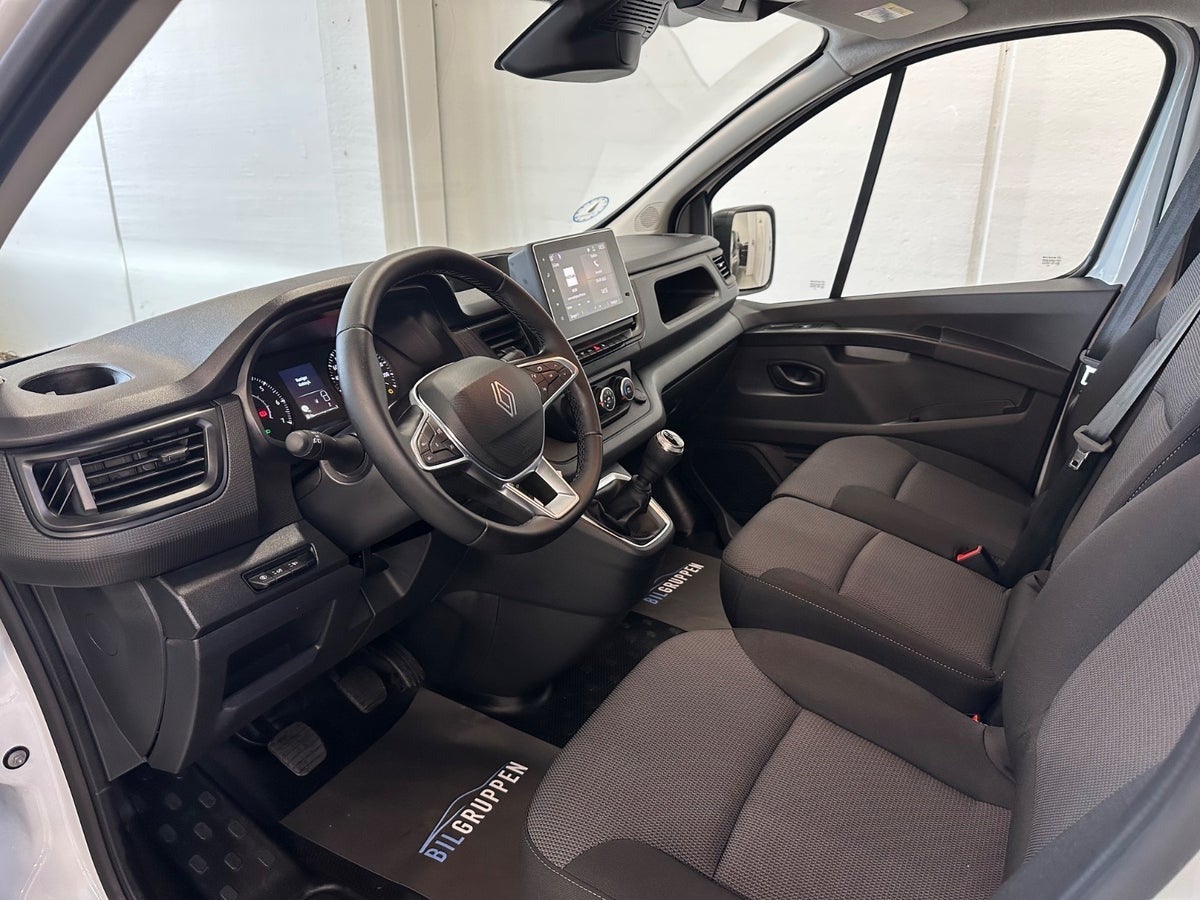Billede af Renault Trafic 2,0 dCi 130 L2H1 Tekno