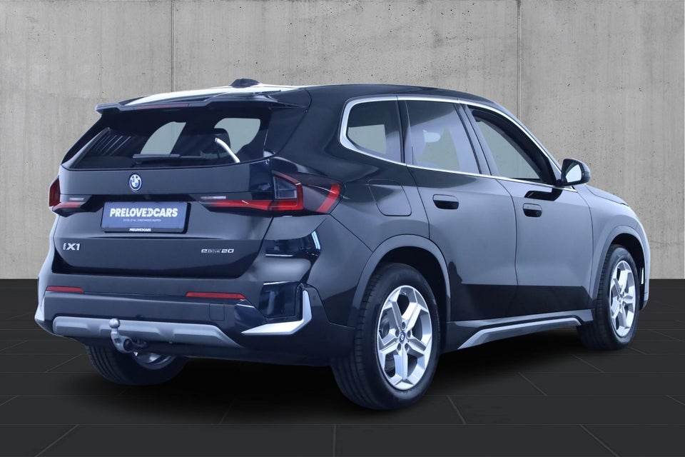BMW iX1 eDrive20 2025