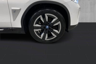 BMW iX3 Charged