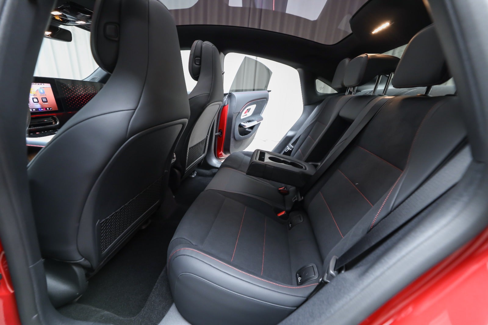 Mercedes-Benz CLA 250+ (5/8)