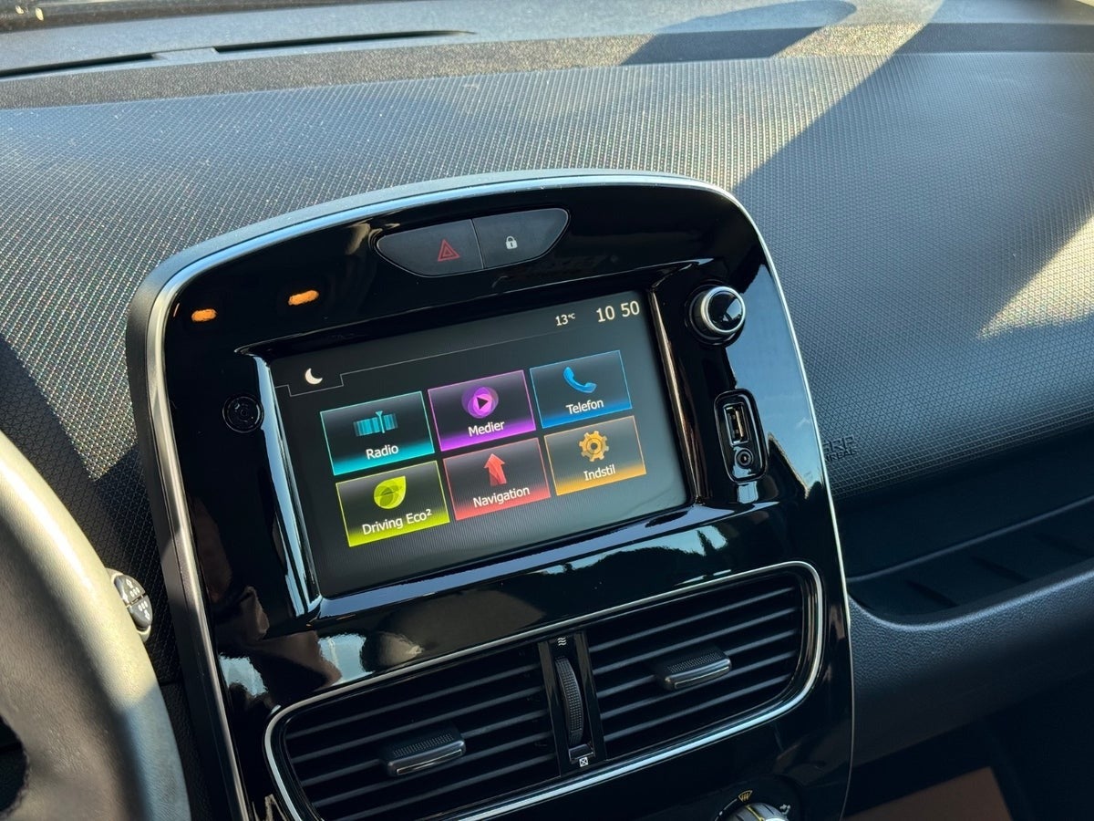 Billede af Renault Clio IV 0,9 TCe 75 Zen Sport Tourer