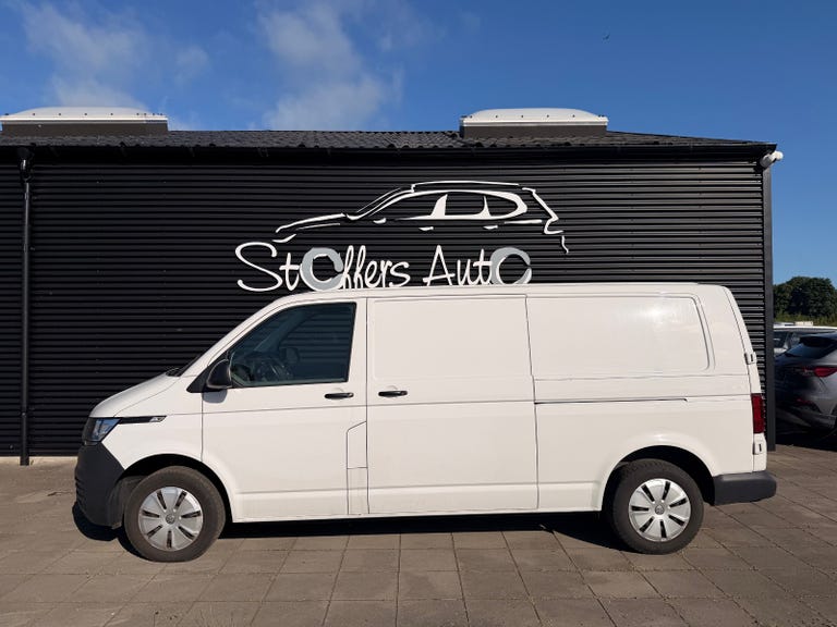 VW Transporter TDi 110 Kassevogn lang