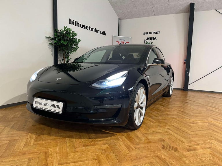 Tesla Model 3 Performance AWD