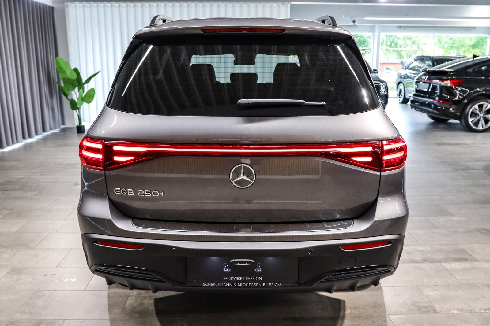 Billede af Mercedes EQB250+  AMG Advance