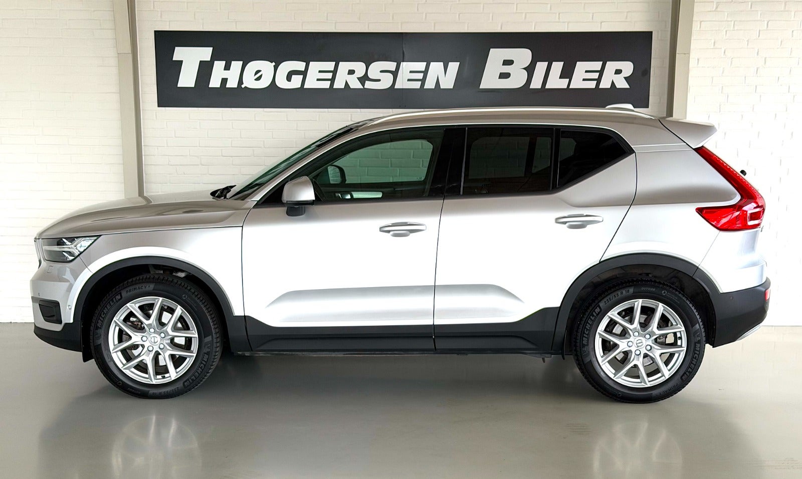 Billede af Volvo XC40 2,0 D4 200 Momentum Polestar aut. AWD