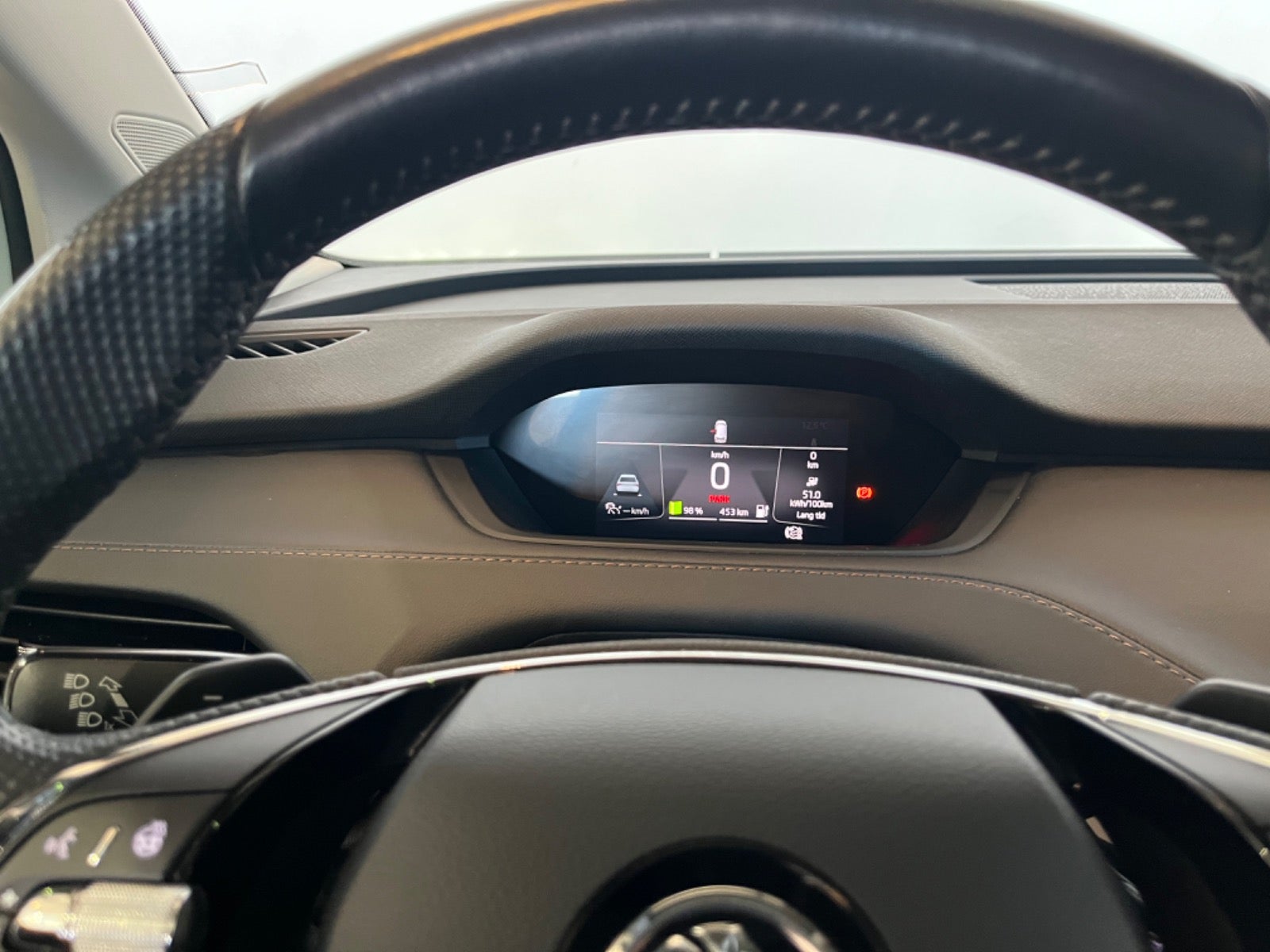 Skoda Enyaq iV Plus Suite
