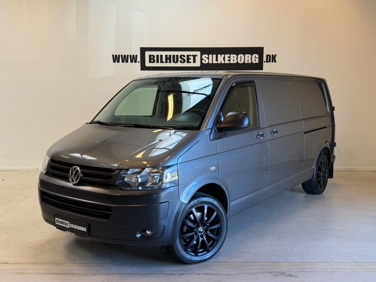 VW Transporter TDi 140 Kassevogn lang