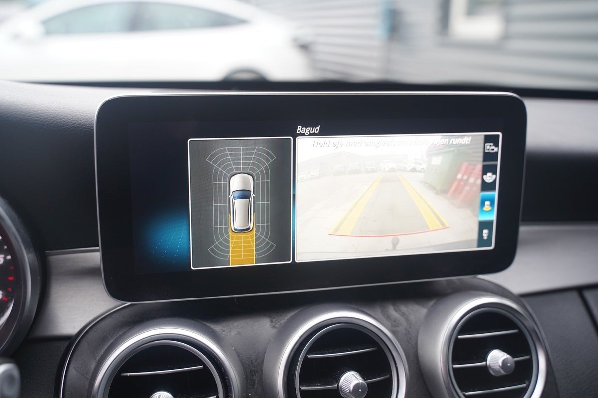 Billede af Mercedes C220 d 2,0 AMG Line stc. aut.