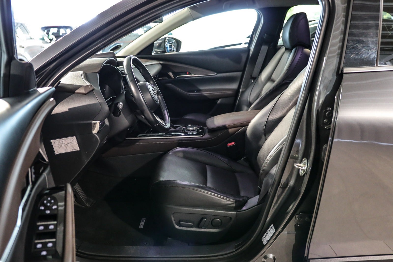Billede af Mazda CX-30 2,0 SkyActiv-X 180 Cosmo
