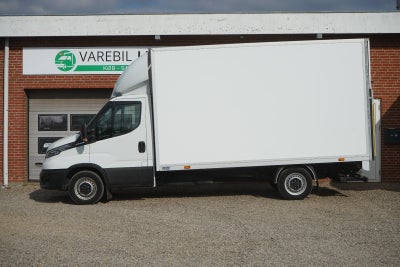 Iveco Daily 35S18 4100mm Box m/lift AG8