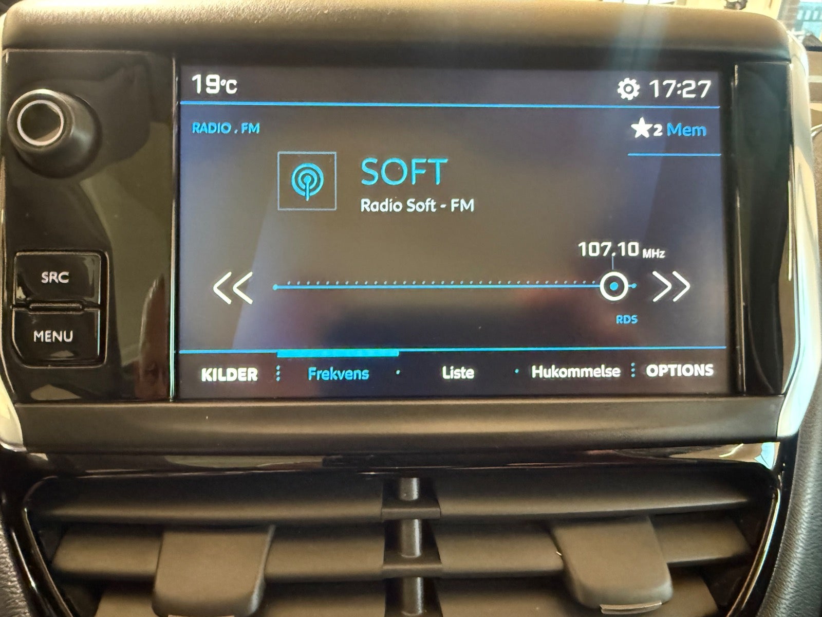 Peugeot 208 BlueHDi 100 Like Sky