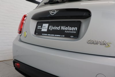 MINI Cooper SE Classic Trim