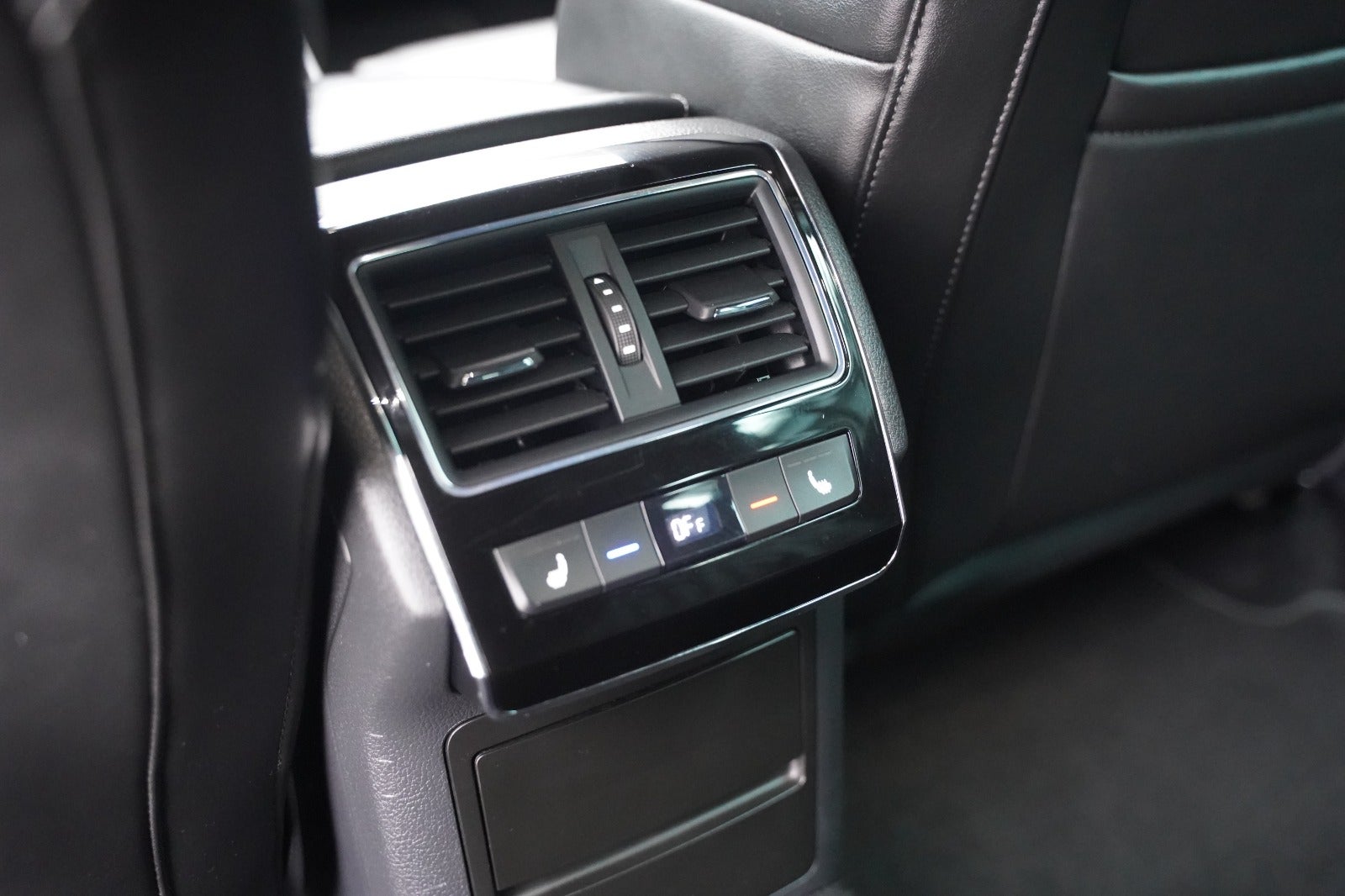 Billede af Skoda Superb 2,0 TDi 190 Style Combi DSG 4x4