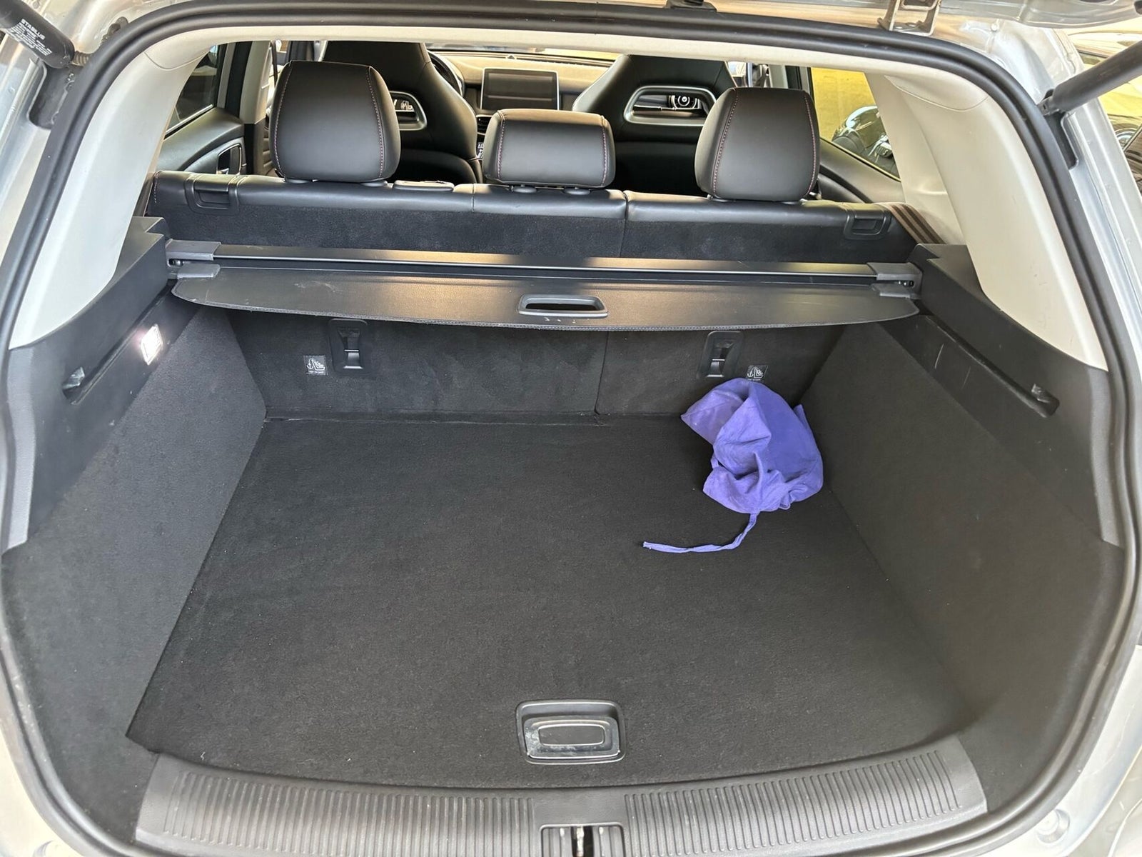MG EHS PHEV Luxury