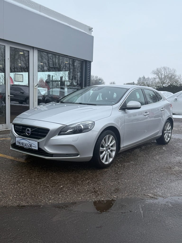 Volvo V40 D3 150 Inscription aut.