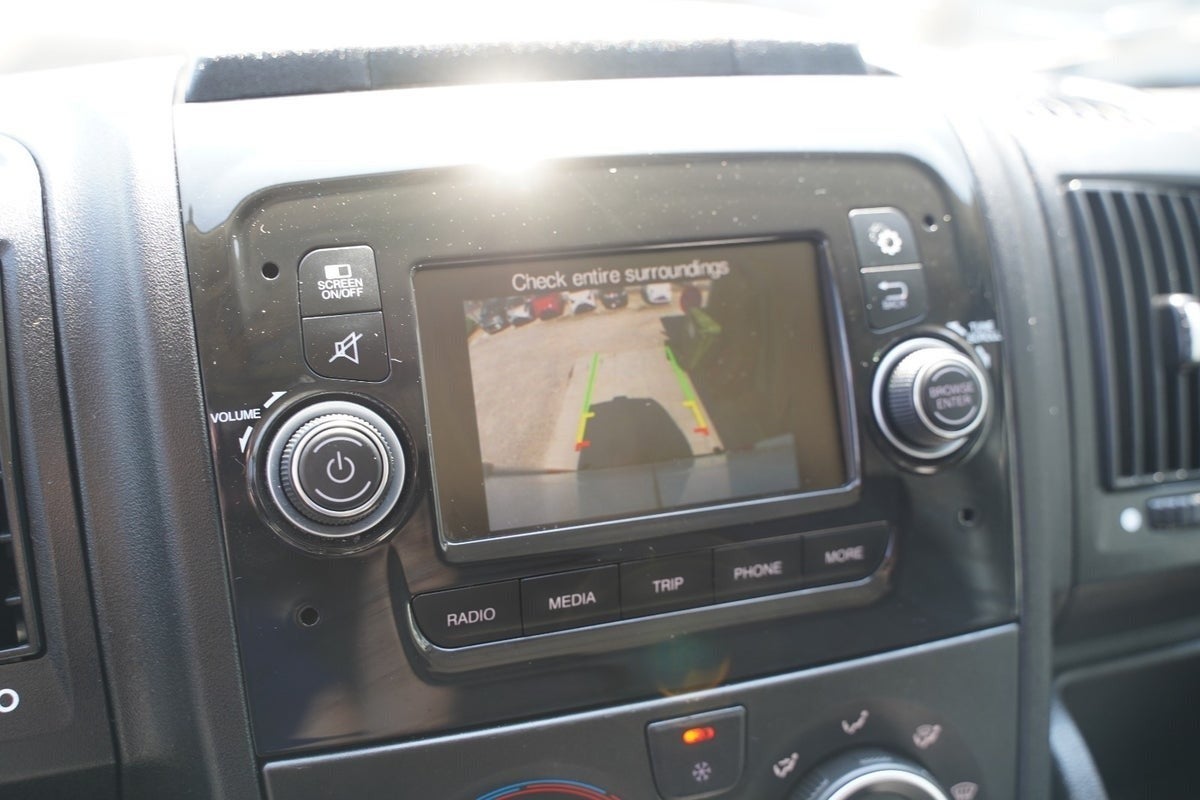 Billede af Peugeot Boxer 335 2,2 BlueHDi 140 L3H2 Premium