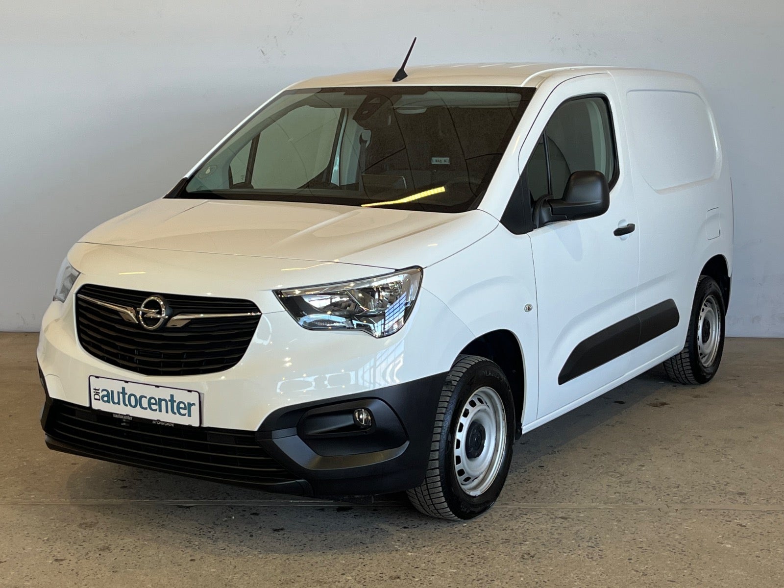 Opel Combo D 102 Enjoy+ L1V1