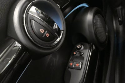 MINI Cooper SE Essential