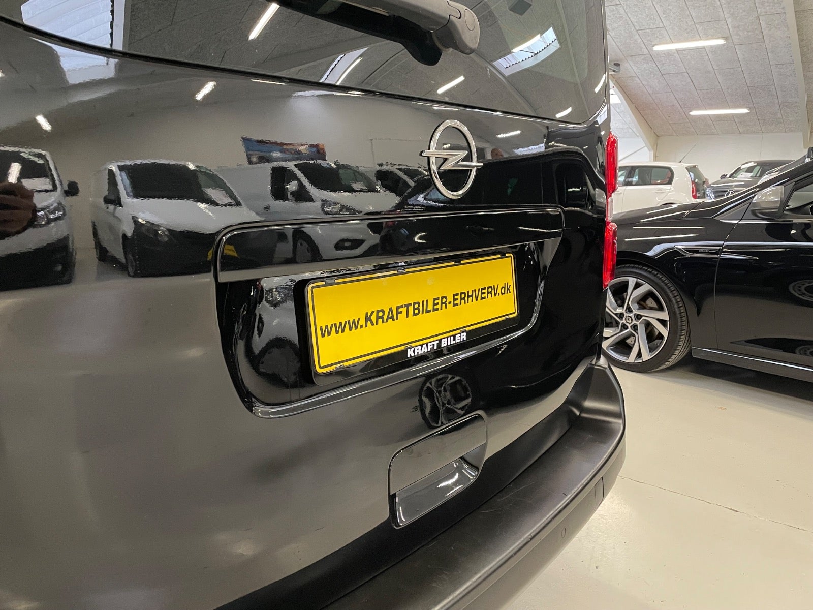 Billede af Opel Vivaro 1,5 D 102 Essenia L2V1