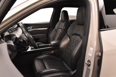 Audi e-tron S-line quattro