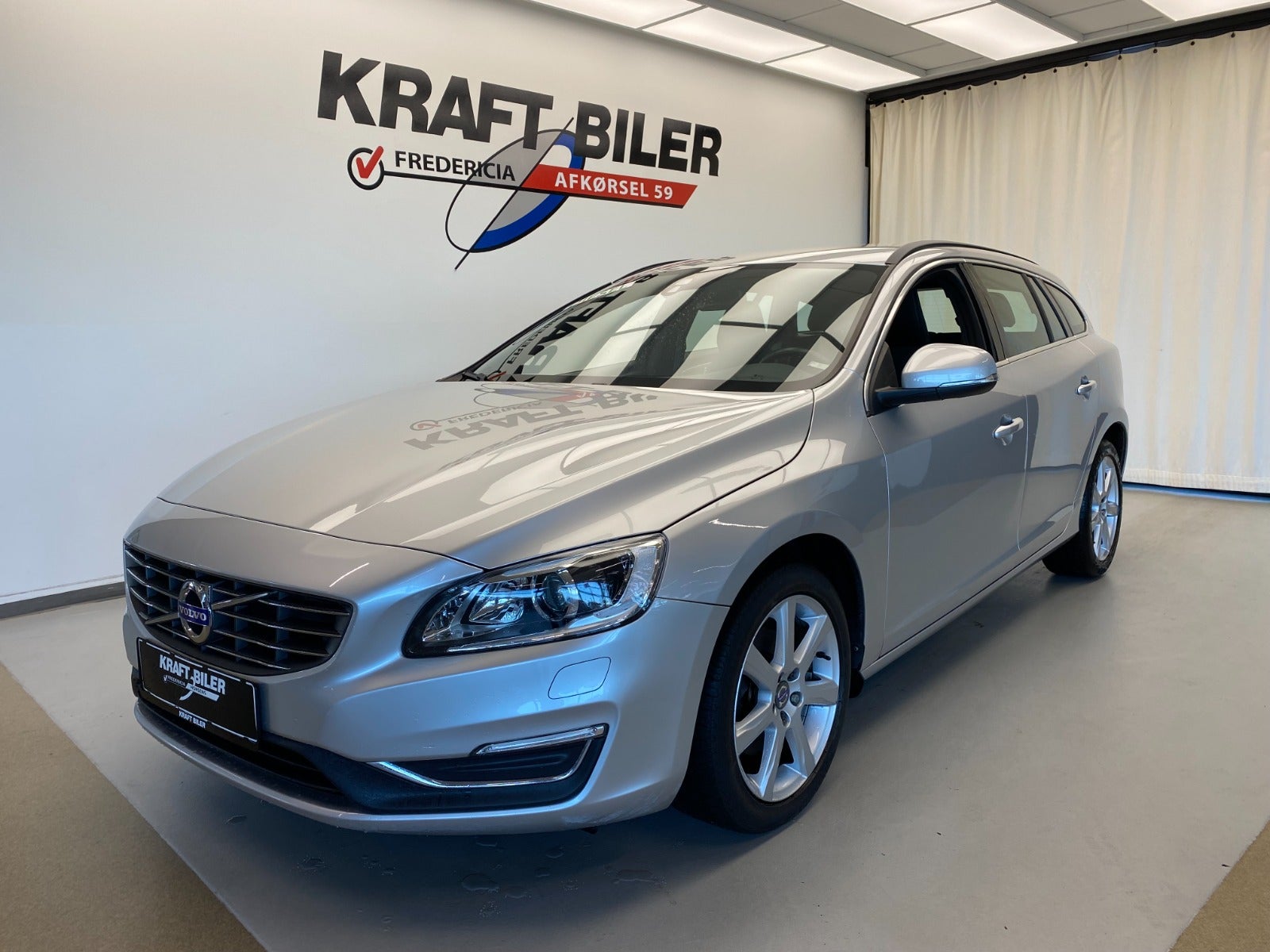 Billede af Volvo V60 2,0 D4 190 Summum aut.