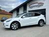 Tesla Model Y Long Range AWD thumbnail