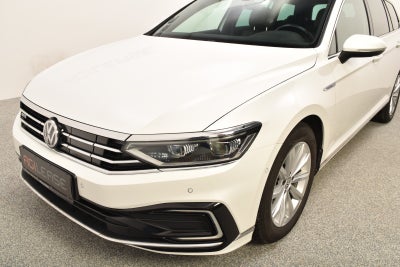 VW Passat GTE Variant DSG
