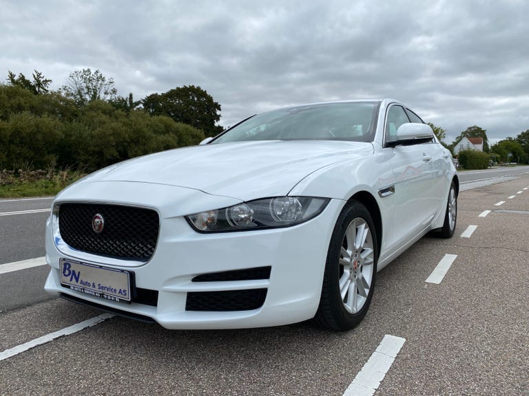 Jaguar XE D180 Prestige aut.
