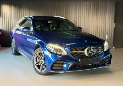 Mercedes C300 de 2,0 AMG Line stc. aut. 5d