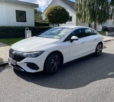 Mercedes EQE300  Electric Art 4d