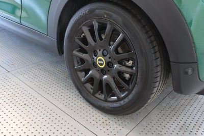 MINI Cooper SE Camden Edition