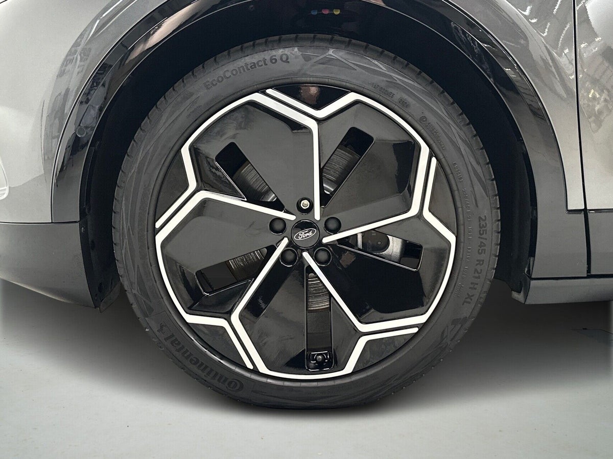 Ford Capri Select Extended Range billede 8