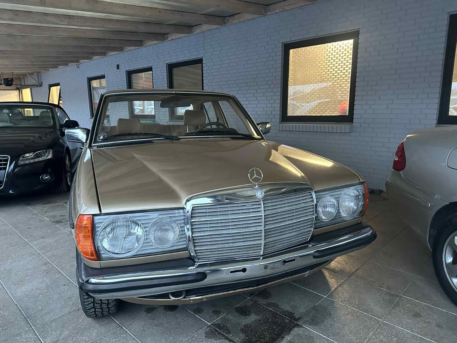 Billede af Mercedes 230 E 2,3 