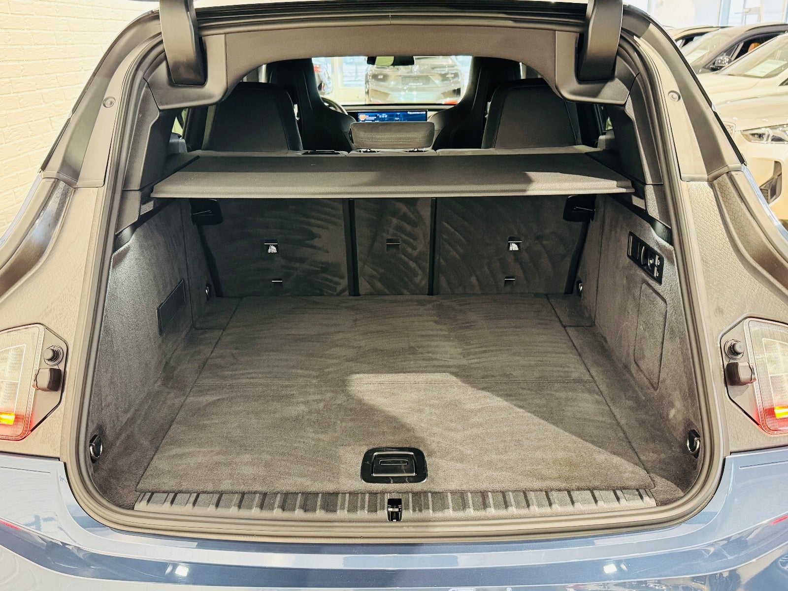 BMW iX  xDrive60 M-Sport,  5-dørs