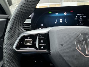 MG EHS PHEV Luxury