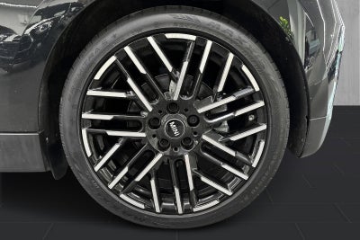 MINI Cooper SE Favoured Trim M