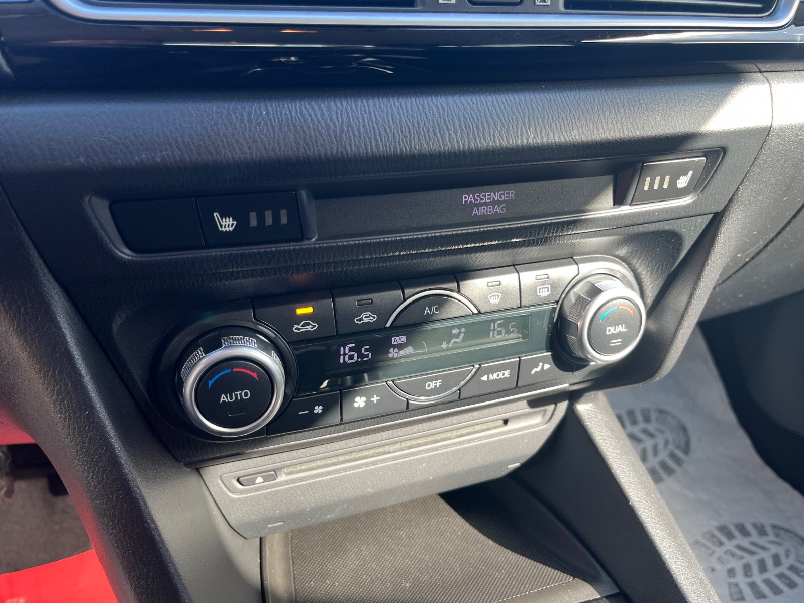 Billede af Mazda 3 2,0 SkyActiv-G 120 Vision